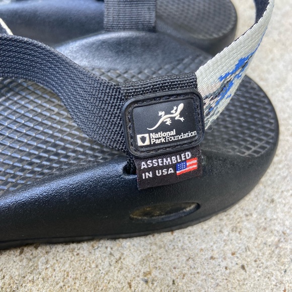 Chaco 🦎 Size 9 - Picture 2 of 8